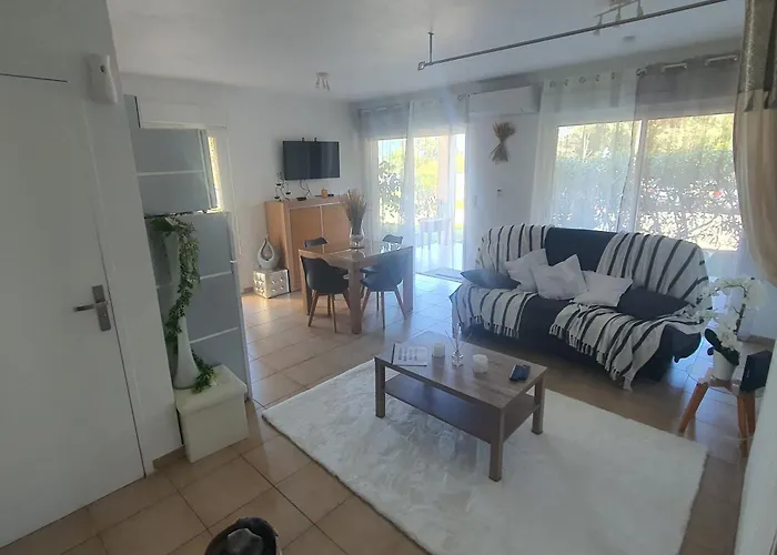 Avec Balneo Proche Apartment